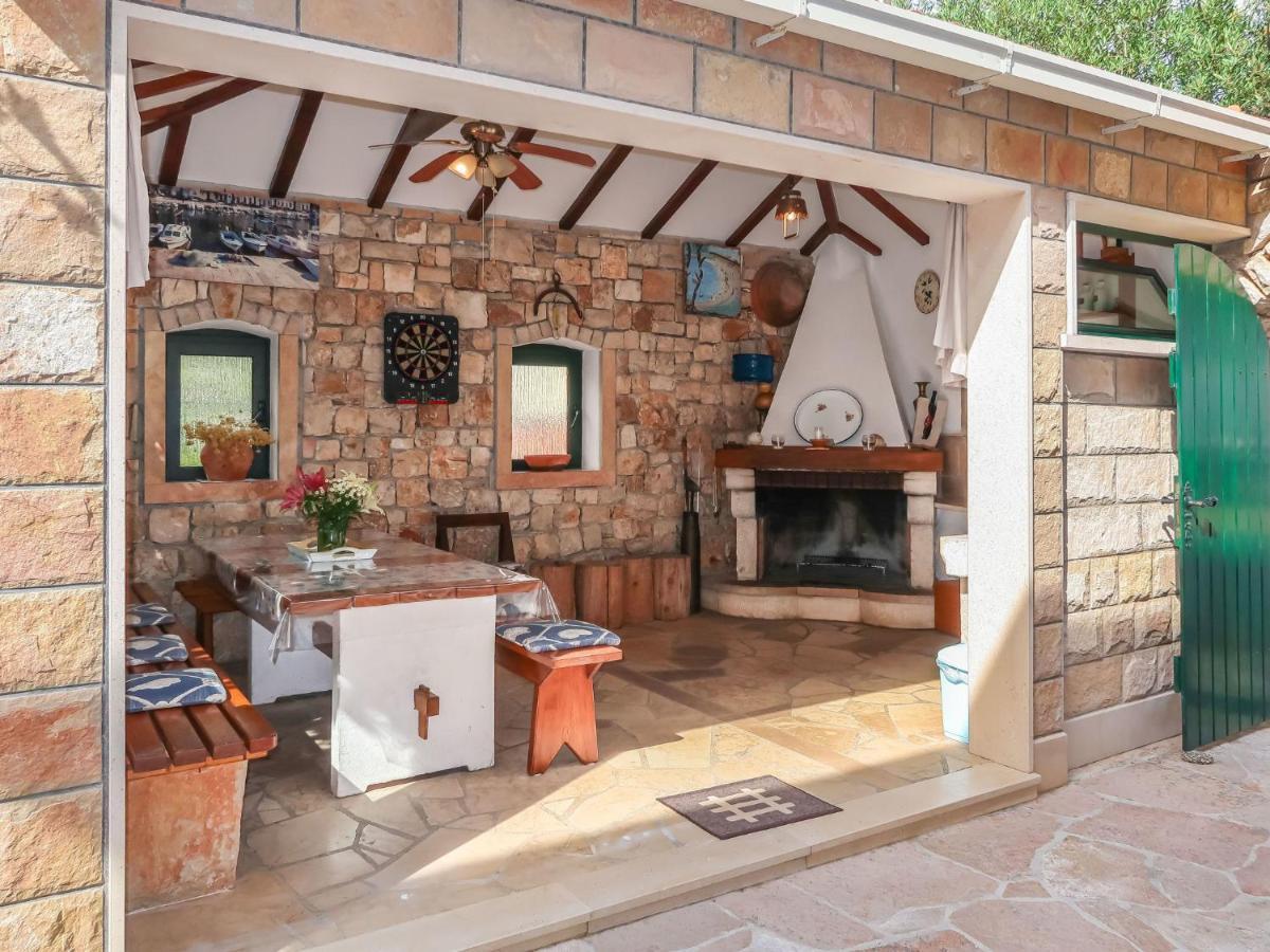 Holiday Home Ana - Brc102 By Interhome Supetar Eksteriør bilde